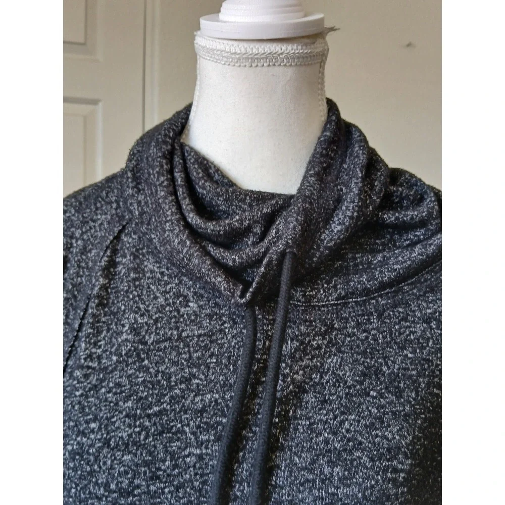 Chelsea & Theodore Women Sweater Pullover‎ Turtleneck Size Small Black Gray